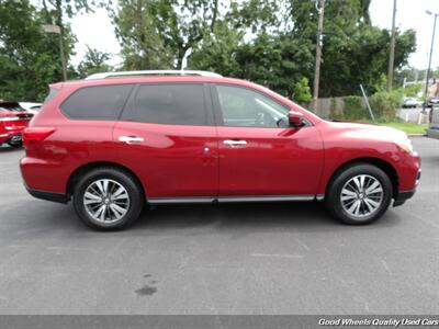2017 Nissan Pathfinder SL - Photo 4 - Glassboro, NJ 08028