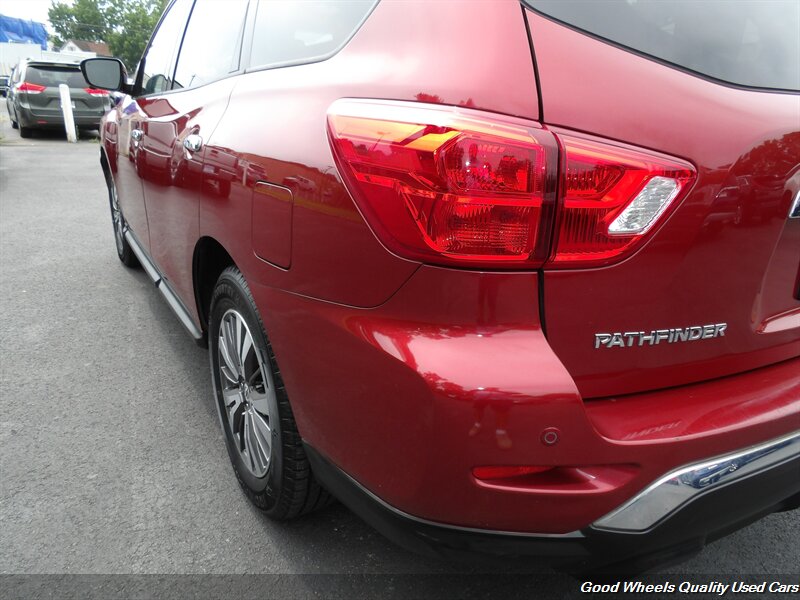 2017 Nissan Pathfinder SL - Photo 9 - Glassboro, NJ 08028