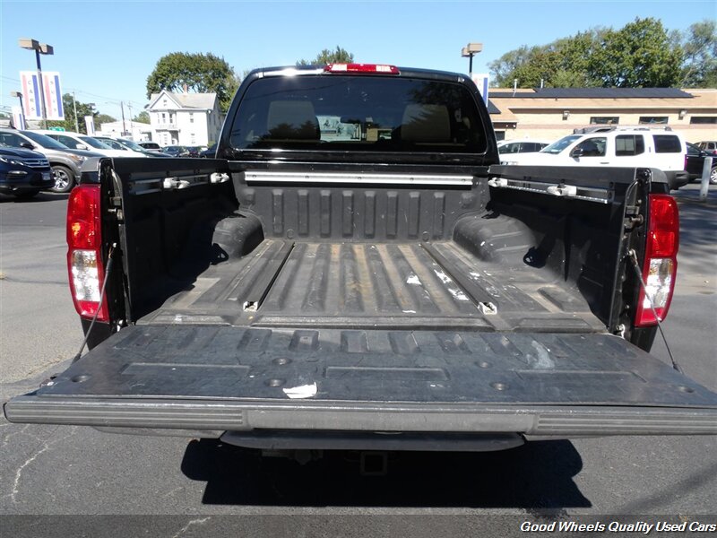 2006 Nissan Frontier SE photo 26