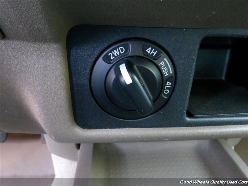 2006 Nissan Frontier SE photo 22