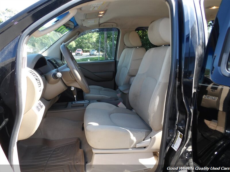 2006 Nissan Frontier SE photo 16