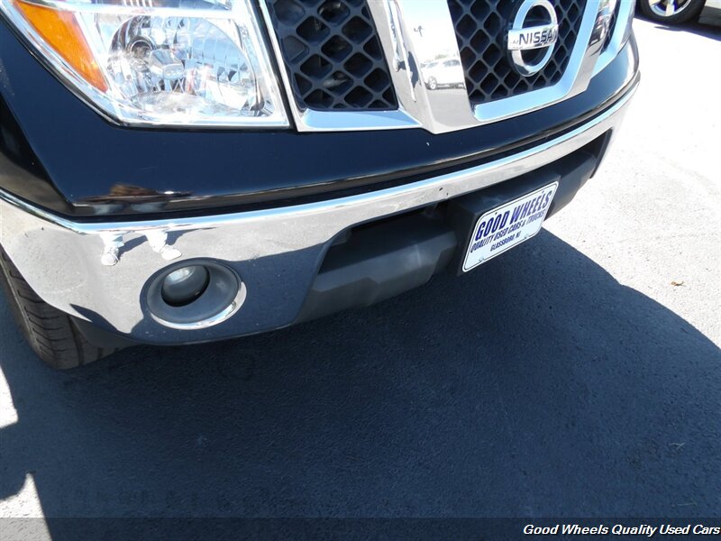 2006 Nissan Frontier SE photo 9