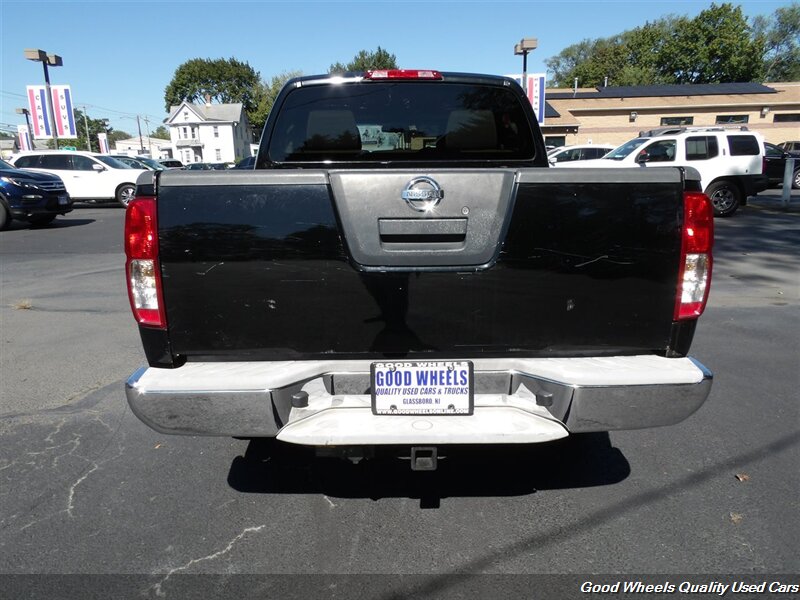 2006 Nissan Frontier SE photo 4