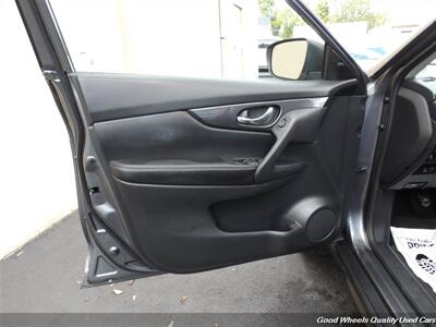 2018 Nissan Rogue SV   - Photo 25 - Glassboro, NJ 08028