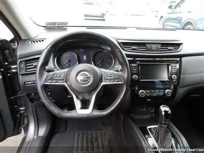 2018 Nissan Rogue SV   - Photo 15 - Glassboro, NJ 08028