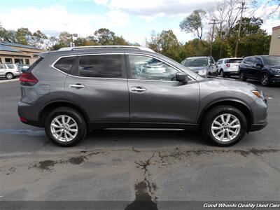 2018 Nissan Rogue SV   - Photo 4 - Glassboro, NJ 08028