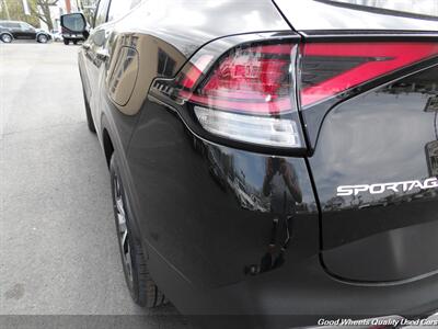 2023 Kia Sportage Hybrid EX - Photo 9 - Glassboro, NJ 08028