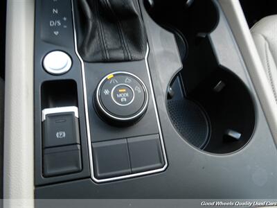 2019 Volkswagen Atlas V6 SE R-Line 4Motion - Photo 21 - Glassboro, NJ 08028