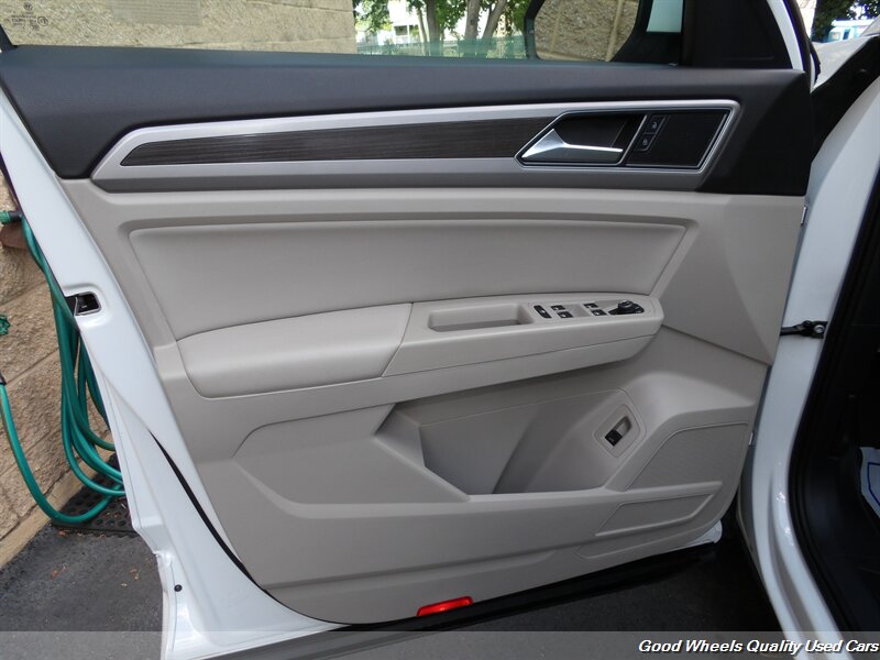 2019 Volkswagen Atlas V6 SE R-Line 4Motion - Photo 25 - Glassboro, NJ 08028