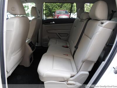 2019 Volkswagen Atlas V6 SE R-Line 4Motion - Photo 12 - Glassboro, NJ 08028