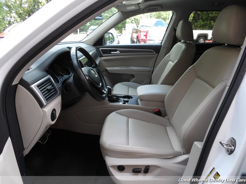2019 Volkswagen Atlas V6 SE R-Line 4Motion - Photo 11 - Glassboro, NJ 08028
