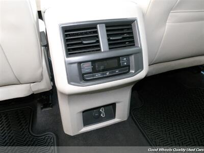 2019 Volkswagen Atlas V6 SE R-Line 4Motion - Photo 16 - Glassboro, NJ 08028