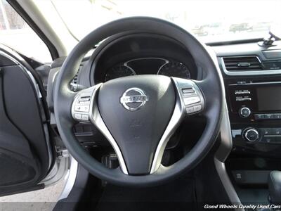 2015 Nissan Altima 2.5 S   - Photo 17 - Glassboro, NJ 08028