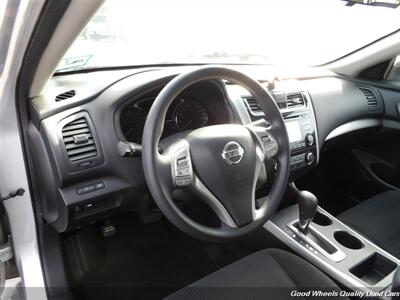 2015 Nissan Altima 2.5 S   - Photo 15 - Glassboro, NJ 08028