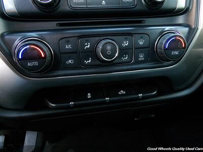 2017 Chevrolet Silverado 2500HD LT - Photo 20 - Glassboro, NJ 08028