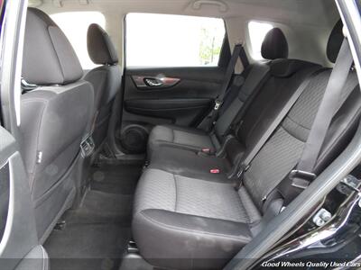 2017 Nissan Rogue SV   - Photo 14 - Glassboro, NJ 08028