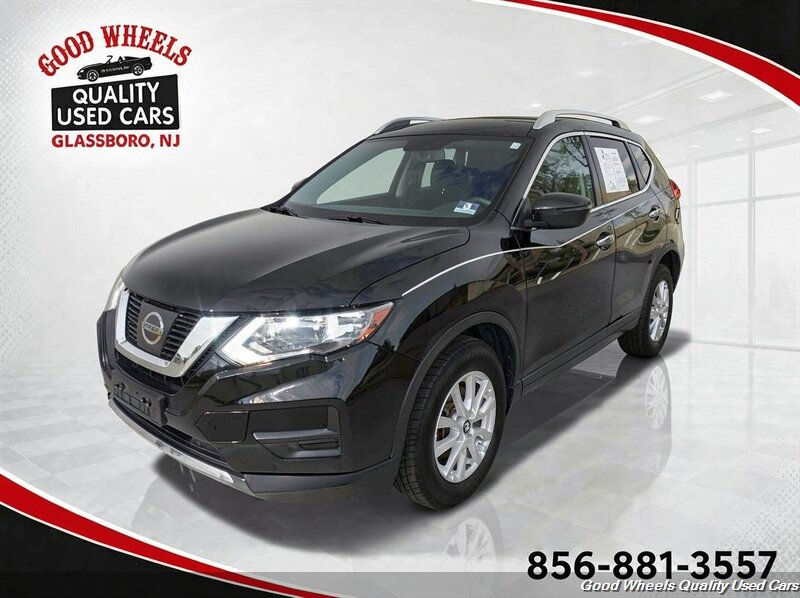 2017 Nissan Rogue SV  