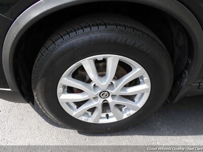 2017 Nissan Rogue SV   - Photo 11 - Glassboro, NJ 08028