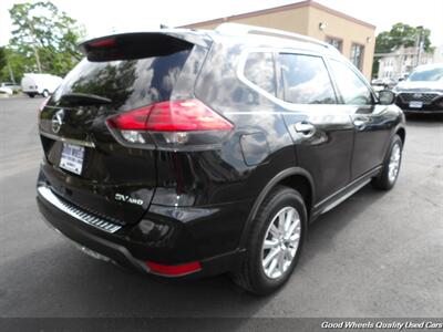 2017 Nissan Rogue SV   - Photo 5 - Glassboro, NJ 08028