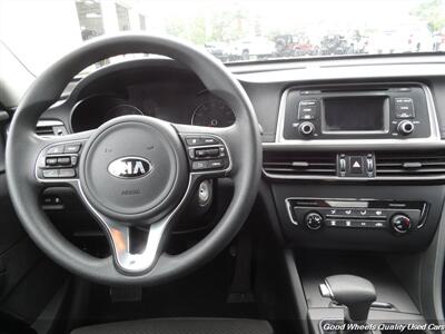 2017 Kia Optima LX   - Photo 18 - Glassboro, NJ 08028
