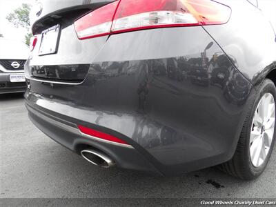 2017 Kia Optima LX   - Photo 11 - Glassboro, NJ 08028