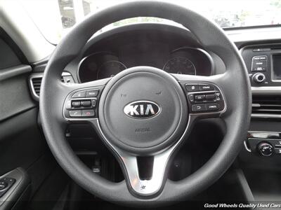 2017 Kia Optima LX   - Photo 19 - Glassboro, NJ 08028