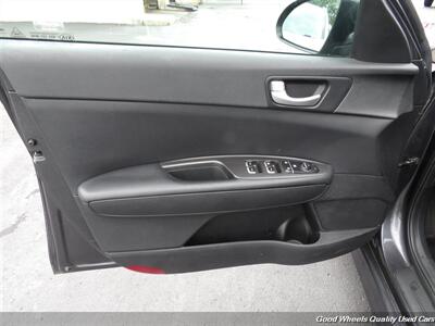 2017 Kia Optima LX   - Photo 14 - Glassboro, NJ 08028