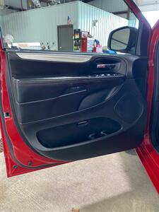 2016 Dodge Grand Caravan R/T   - Photo 15 - Metropolis, IL 62960