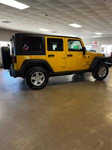 2009 Jeep Wrangler X  Unlimited - Photo 7 - Metropolis, IL 62960