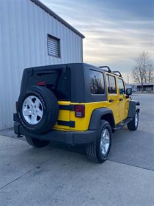 2009 Jeep Wrangler Unlimited X - Photo 7 - Metropolis, IL 62960