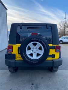 2009 Jeep Wrangler Unlimited X - Photo 8 - Metropolis, IL 62960