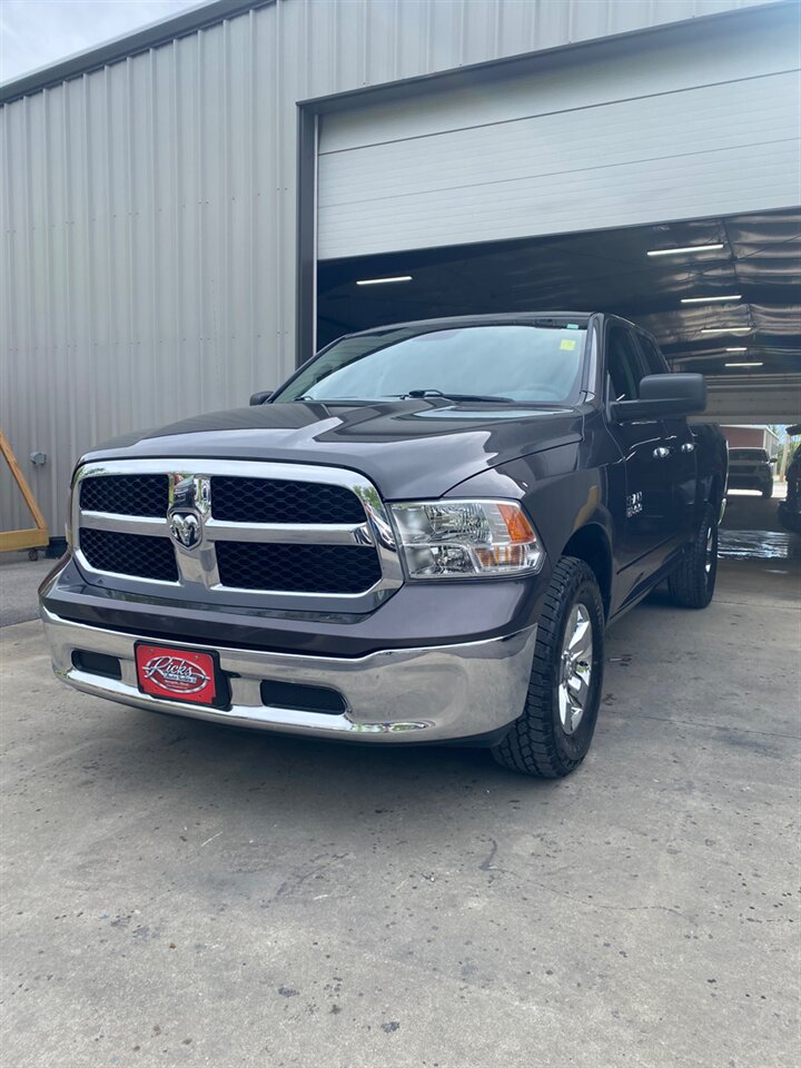 2018 RAM 1500 SLT   - Photo 1 - Metropolis, IL 62960