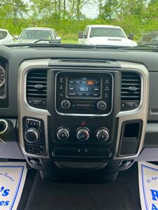 2018 RAM 1500 SLT - Photo 11 - Metropolis, IL 62960