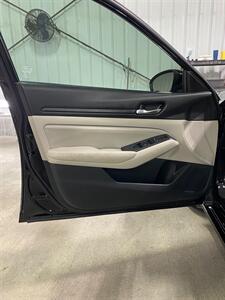 2019 Nissan Altima 2.5 S - Photo 19 - Metropolis, IL 62960