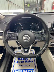 2019 Nissan Altima 2.5 S - Photo 10 - Metropolis, IL 62960
