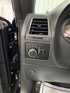 2014 Dodge Challenger SXT - Photo 15 - Metropolis, IL 62960