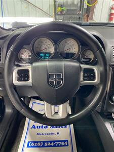 2014 Dodge Challenger SXT - Photo 10 - Metropolis, IL 62960