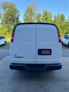 2021 Chevrolet Express 2500 - Photo 7 - Metropolis, IL 62960