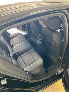 2022 Chevrolet Malibu LT   - Photo 12 - Metropolis, IL 62960