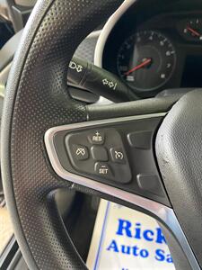 2022 Chevrolet Malibu LT   - Photo 16 - Metropolis, IL 62960