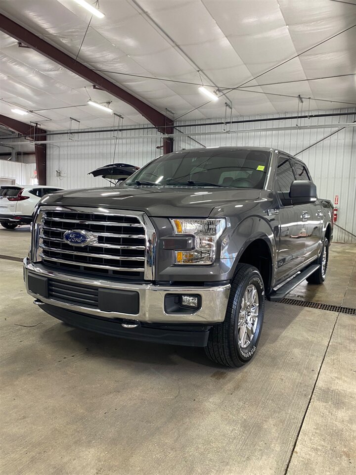 2017 Ford F-150 XLT   - Photo 1 - Metropolis, IL 62960