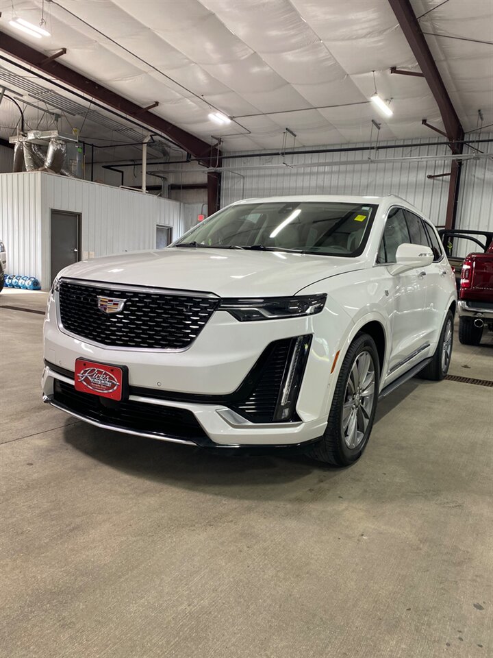 2022 Cadillac XT6 Premium Luxury