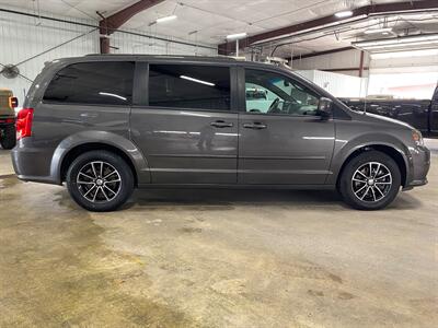 2017 Dodge Grand Caravan GT   - Photo 7 - Metropolis, IL 62960