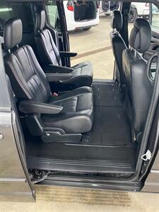 2017 Dodge Grand Caravan GT   - Photo 11 - Metropolis, IL 62960