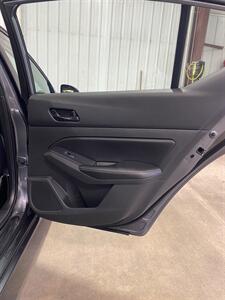 2024 Nissan Altima 2.5 SV - Photo 22 - Metropolis, IL 62960