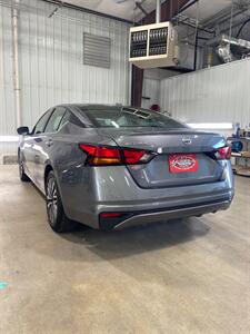 2024 Nissan Altima 2.5 SV - Photo 8 - Metropolis, IL 62960