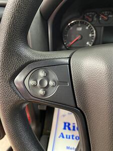 2016 Chevrolet Silverado 1500 Custom   - Photo 12 - Metropolis, IL 62960