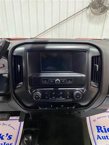 2016 Chevrolet Silverado 1500 Custom   - Photo 10 - Metropolis, IL 62960