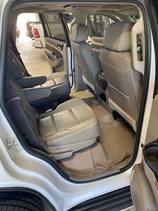 2018 Chevrolet Tahoe Premier   - Photo 19 - Metropolis, IL 62960