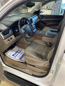 2018 Chevrolet Tahoe Premier   - Photo 17 - Metropolis, IL 62960